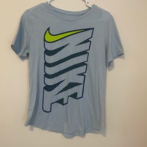 Womens Nike Tshirt